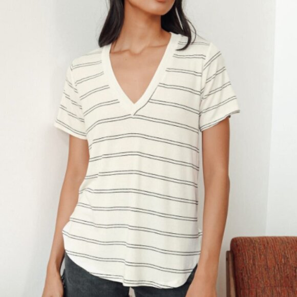 Lulus Women's Striped V Neck Short Sleeve Tee - XS - Picture 1 of 6